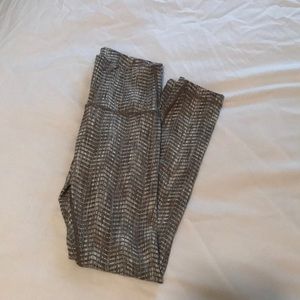 lululemon athletica Pants - Lululemon Wunder Under 7/8 length leggings lululemon athletica Pants - Lululemon Wunder Under 7/8 length leggings